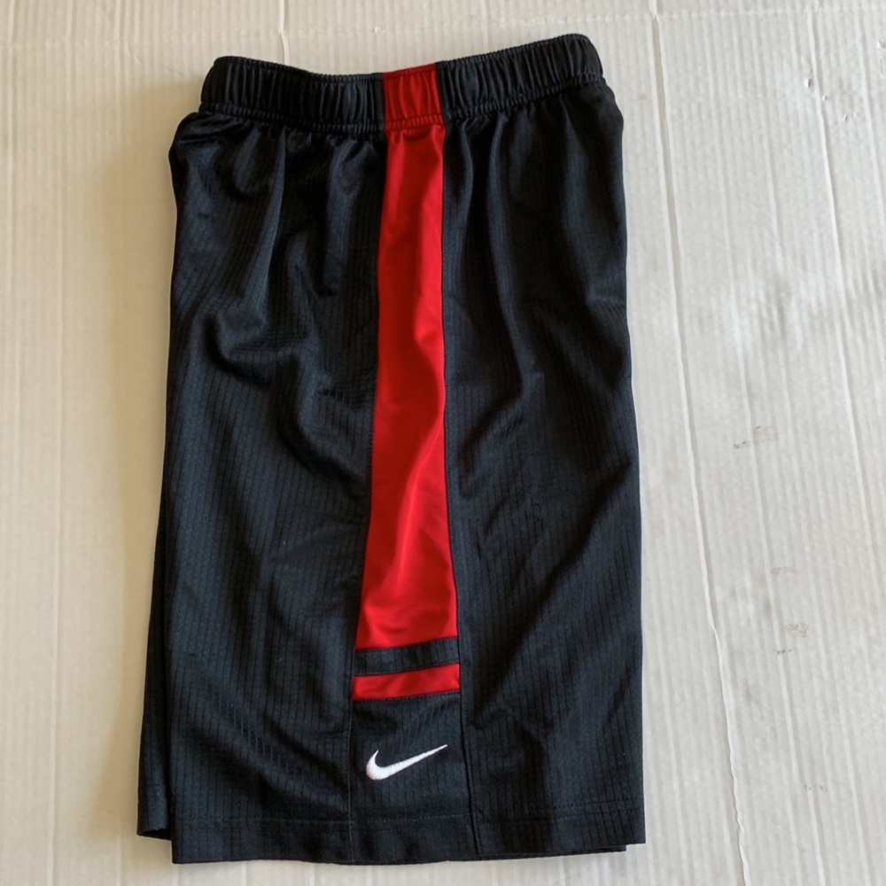 Boy M 10 12 Athletic Shorts Nike